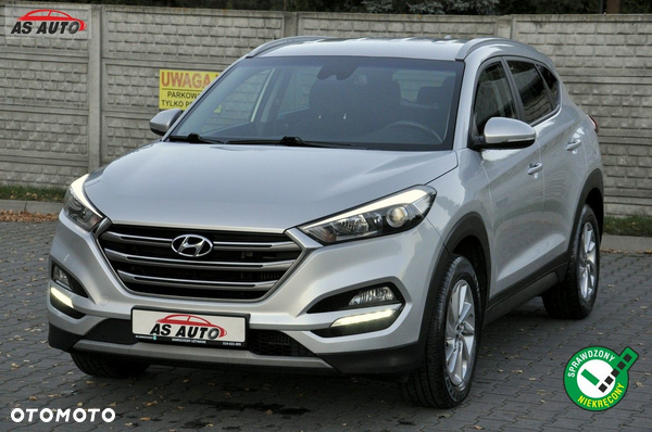 Hyundai Tucson blue 1.7 CRDi 2WD Intro Edition