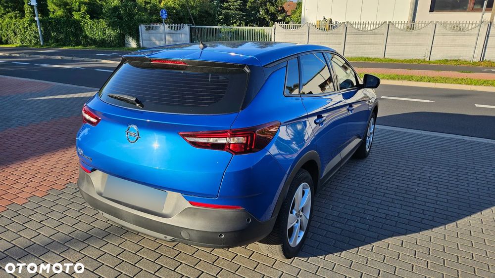 Opel Grandland X 1.2 T GPF Design&Tech S&S - 25
