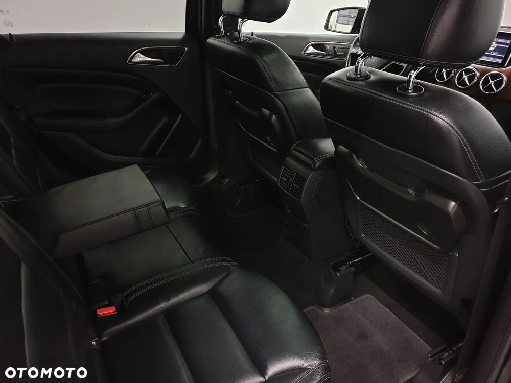 Mercedes-Benz Klasa B 200 CDI (BlueEFFICIENCY) 7G-DCT - 24