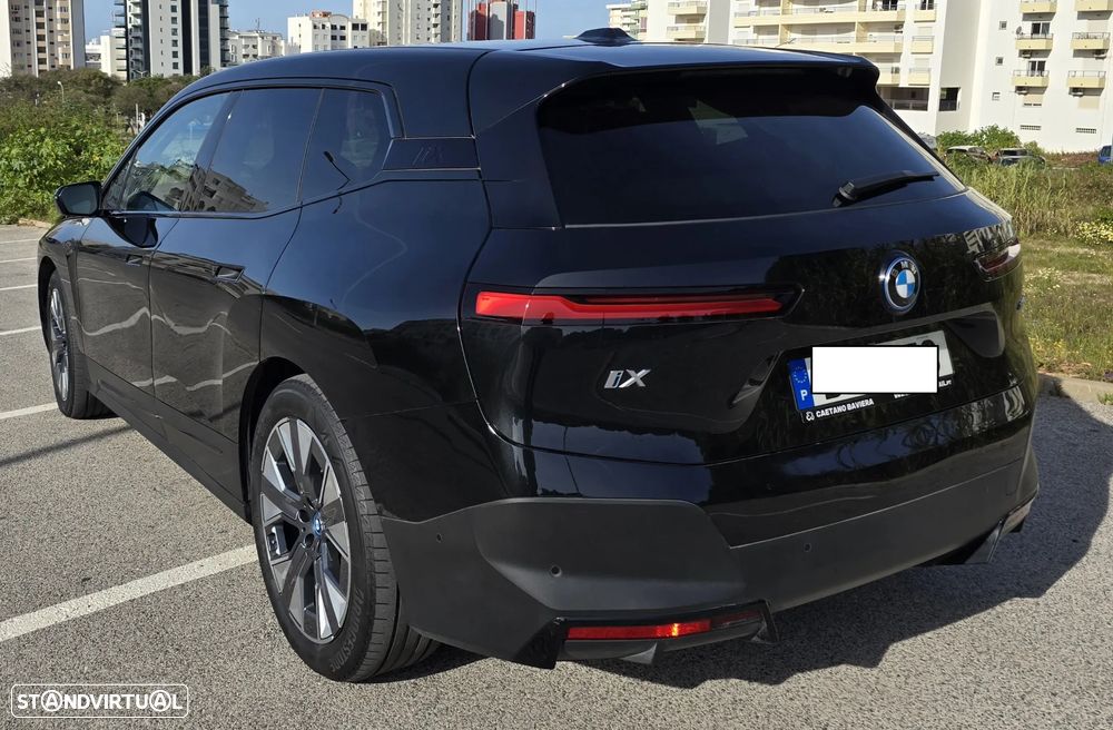 BMW iX xDrive 40 - 5