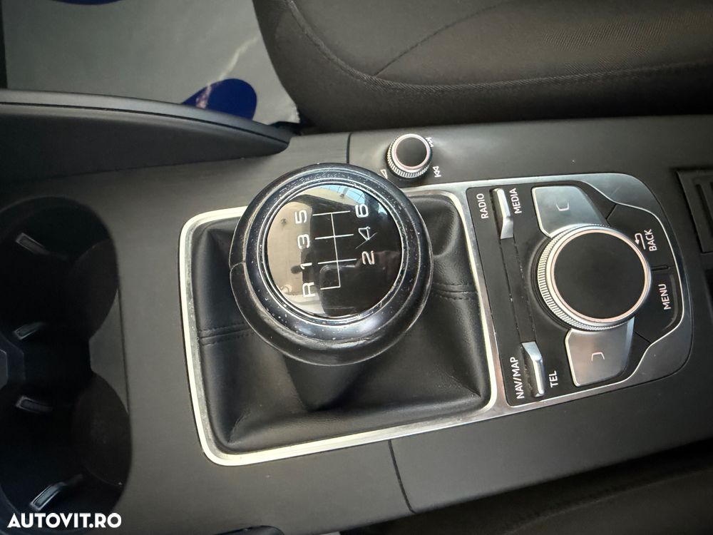 Audi A3 Sportback 1.0 30 TFSI Design - 17