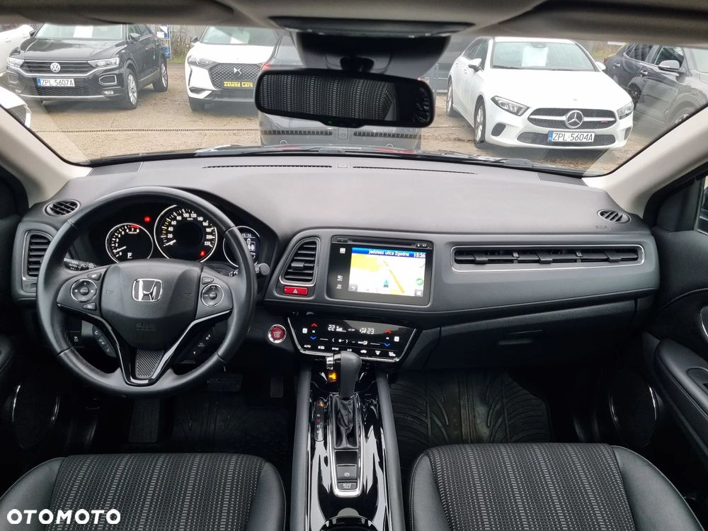 Honda HR-V 1.5 i-VTEC CVT Executive - 19