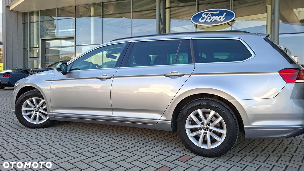 Volkswagen Passat 2.0 TDI EVO Business DSG - 4