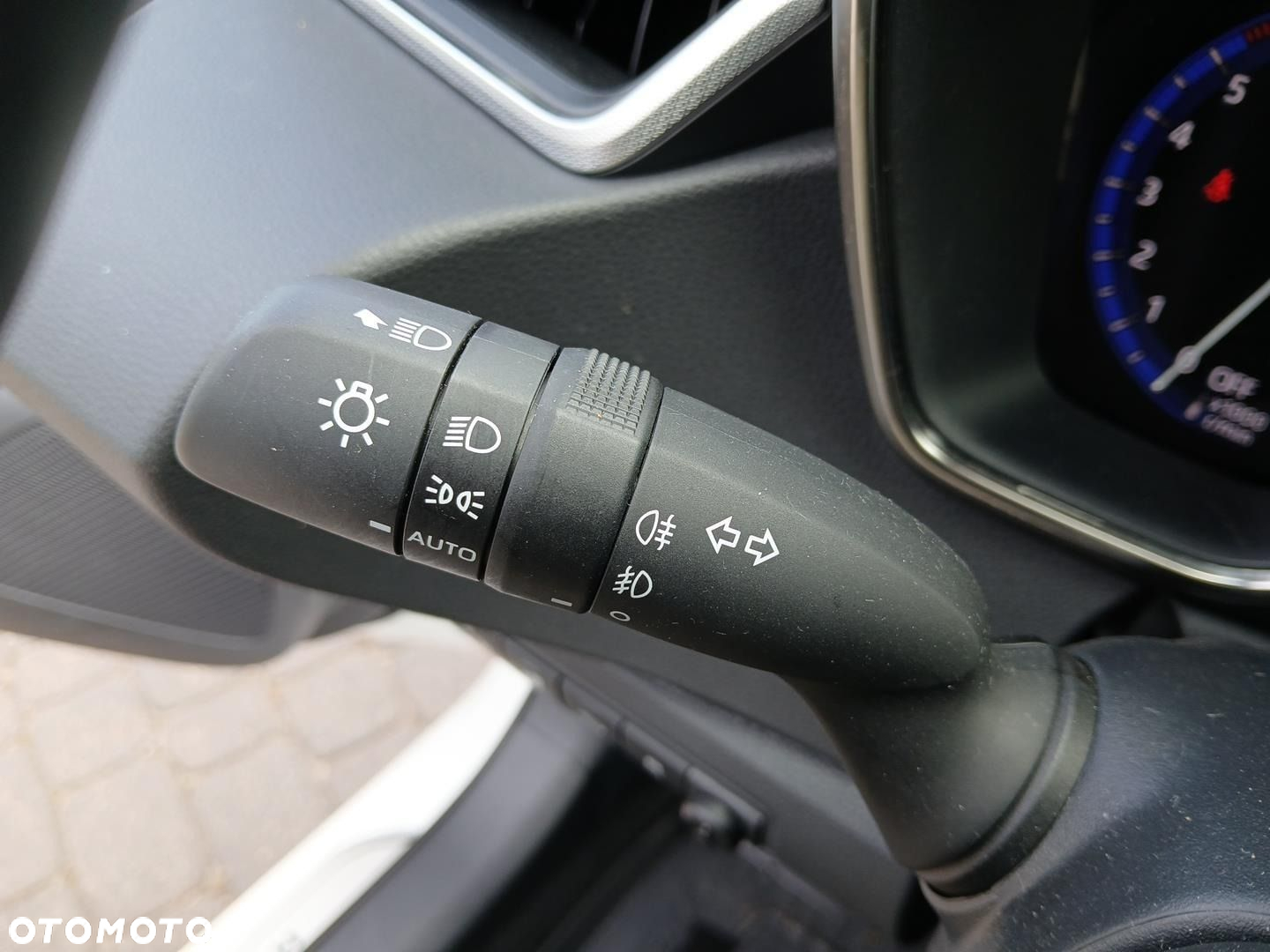 Toyota Corolla 1.8 Hybrid GPF Executive - 22