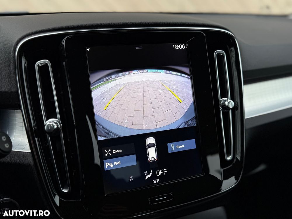 Volvo XC 40 D3 Momentum - 28