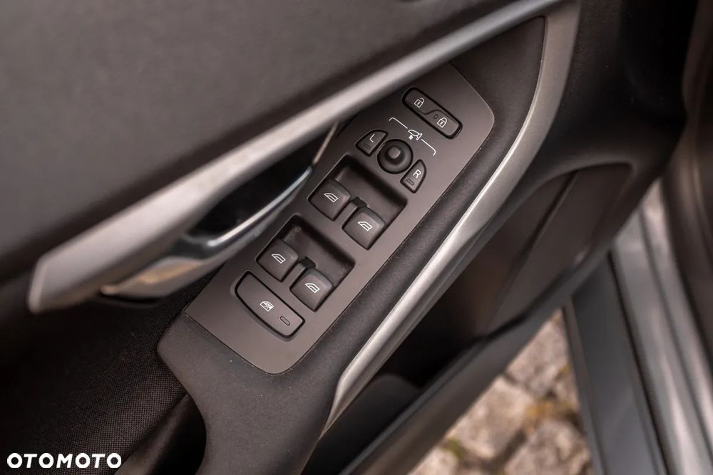 Volvo V40 - 27