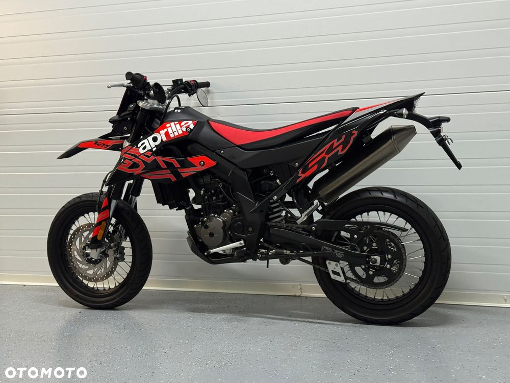 Aprilia SX - 12