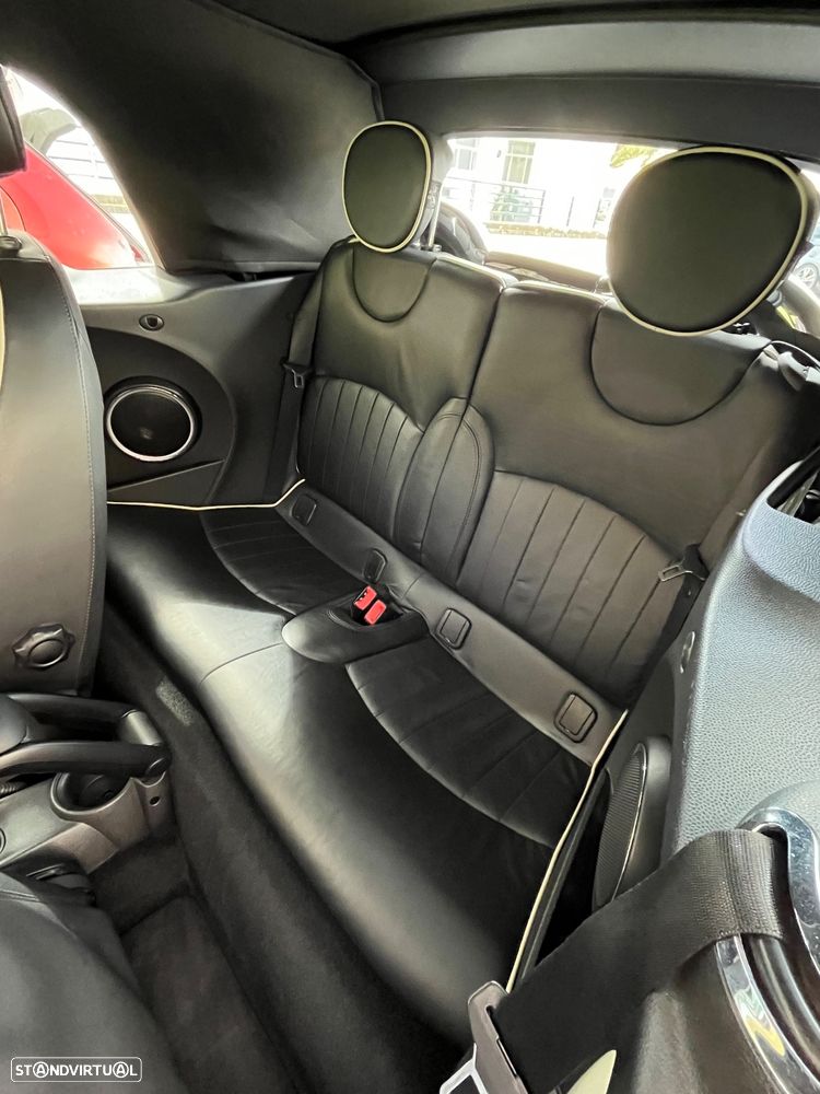 MINI Cabrio Cooper S - 13