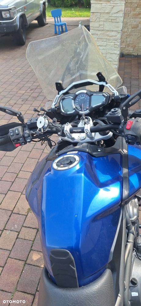 Triumph Tiger - 2