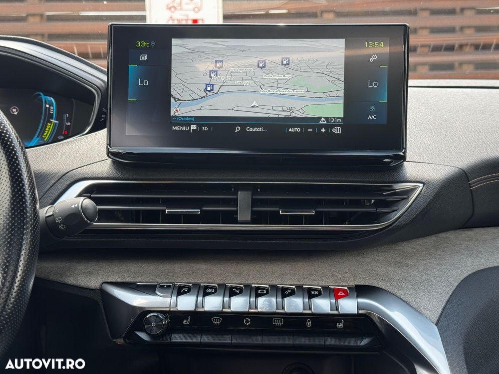 Peugeot 3008 PHEV 225 EAT8 GT - 32