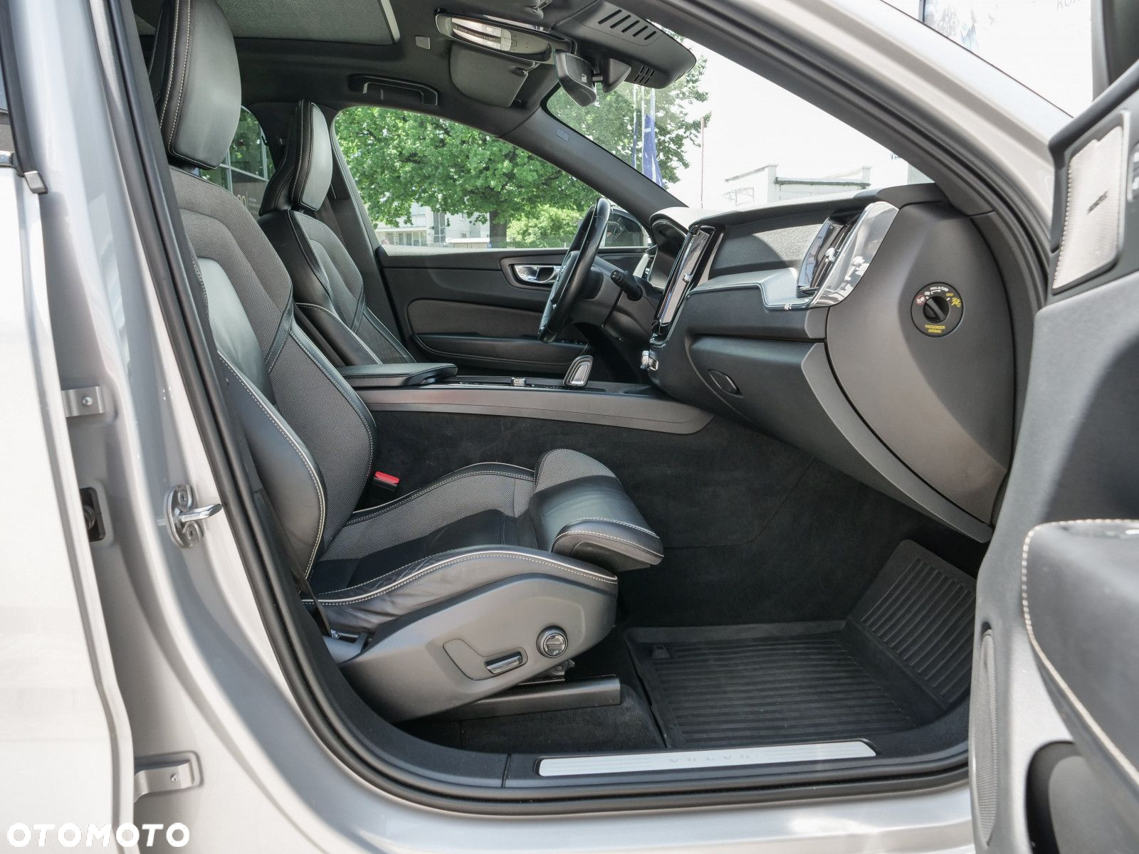Volvo XC 60 - 31