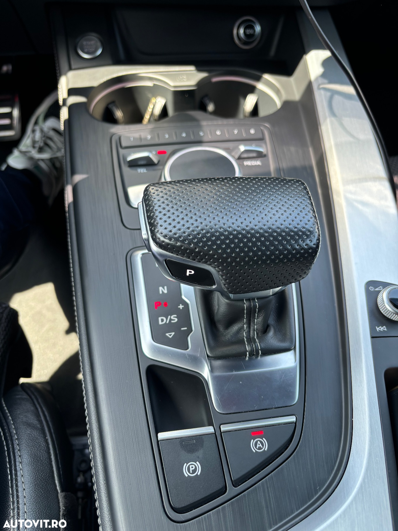 Audi A4 Avant 2.0 TDI S tronic - 13
