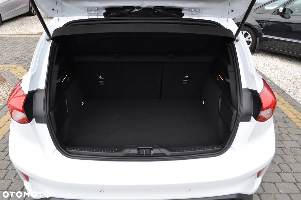 Ford Focus 1.0 EcoBoost Hybrid ST-LINE VIGNALE - 39