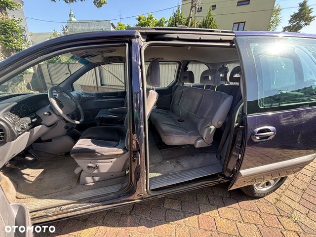 Chrysler Voyager LE 2.5L TD - 10
