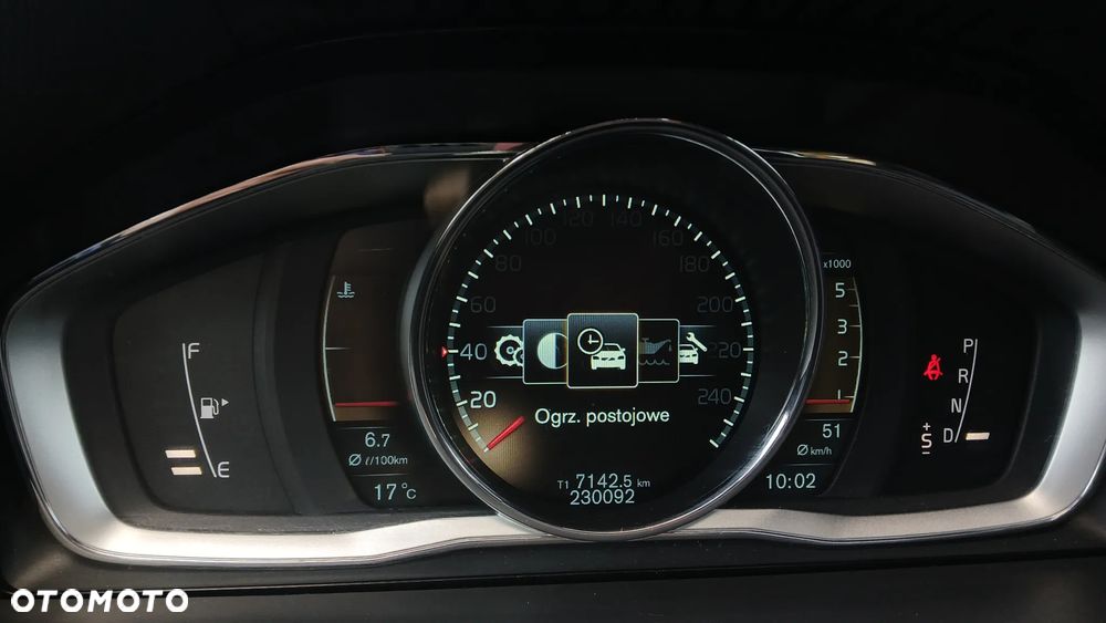 Volvo XC 70 D5 AWD Geartronic Summum - 27