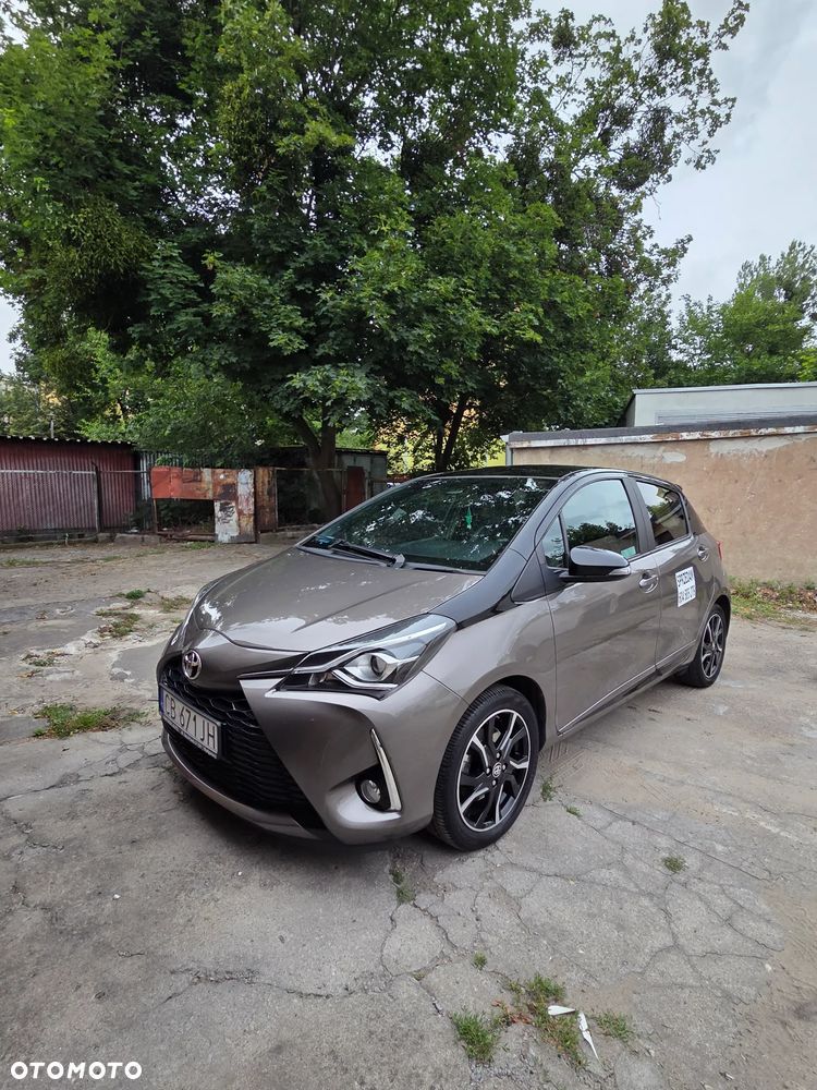 Toyota Yaris 1.5 Selection - 1
