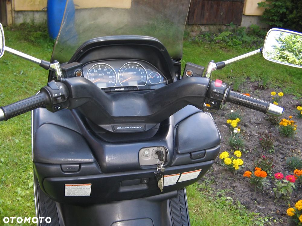 Suzuki Burgman - 6