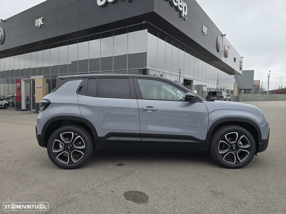 Jeep Avenger 1.2 GSE T3 Summit - 5