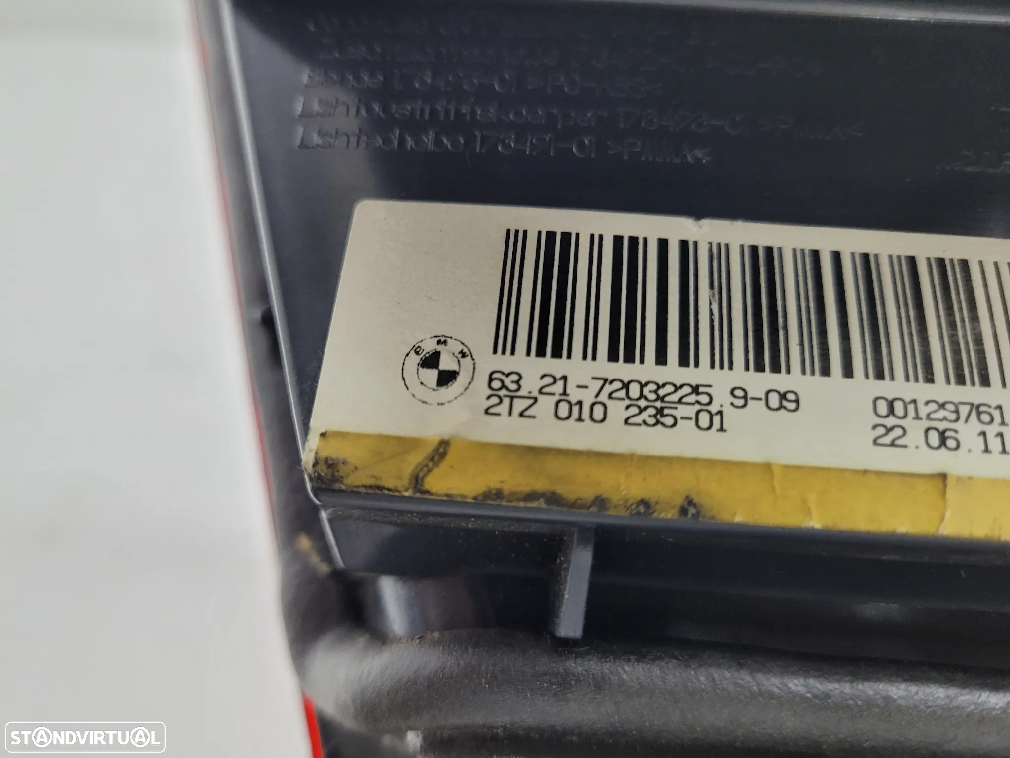 Farolim da mala esquerdo BMW 5 [F10] 7203225 (2010-2014) - 4