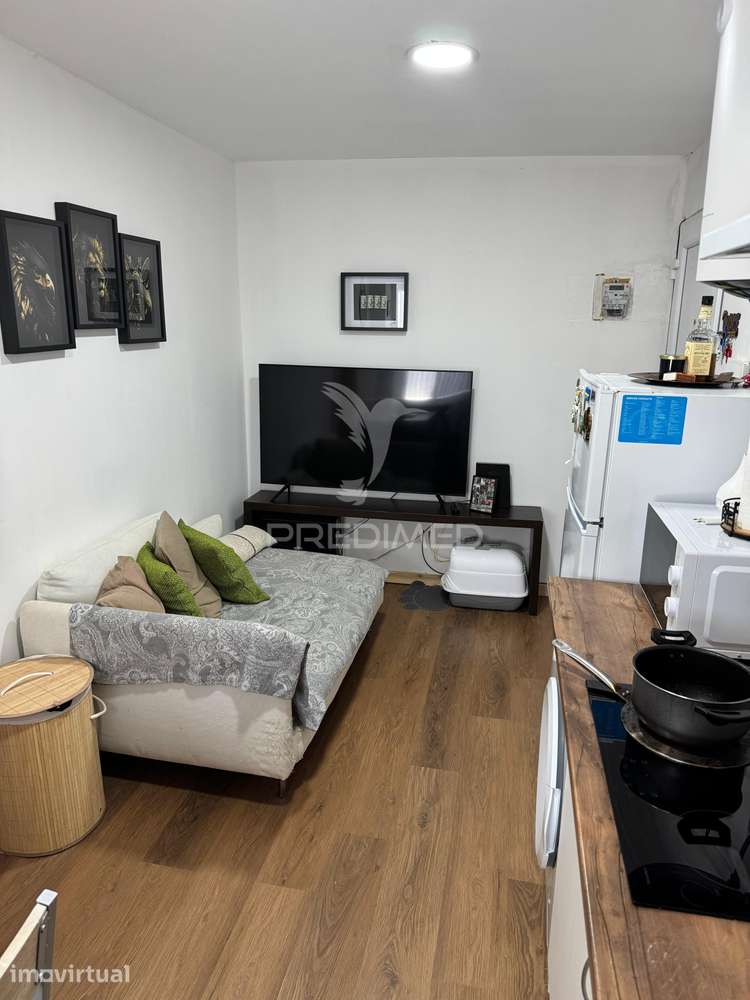 MORADIA COM 6 APARTAMENTOS INDEPENDENTES - Grande imagem: 2/11