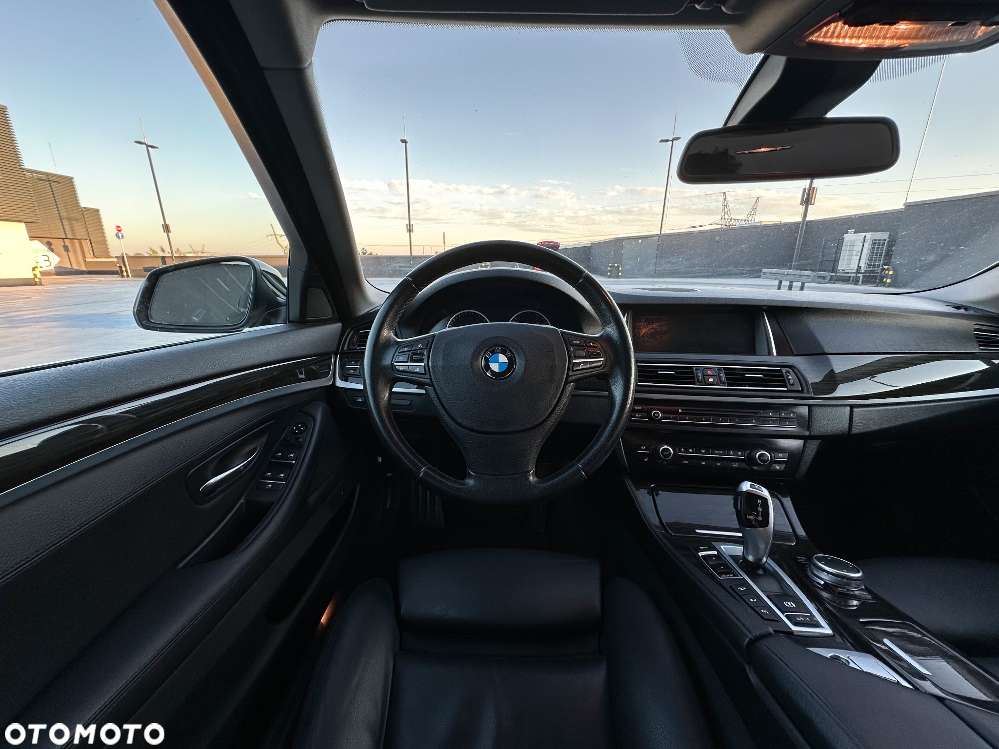 BMW Seria 5 530d xDrive Luxury Line - 25
