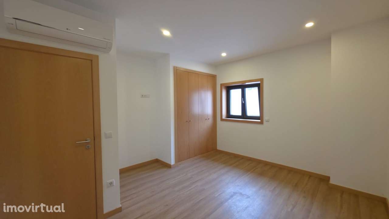 Moradia Geminada V3 Alto da Lixa - Grande imagem: 3/22