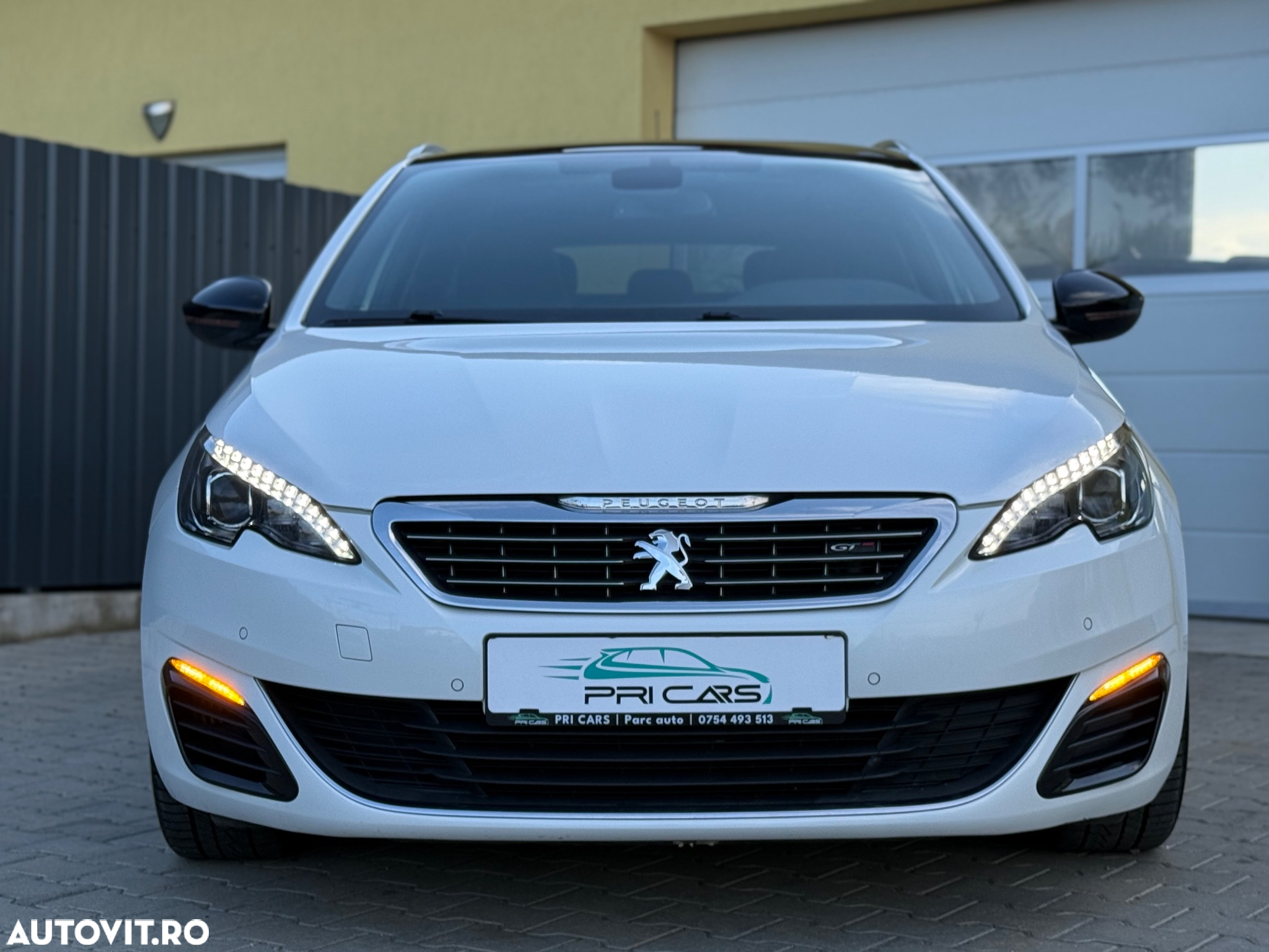Peugeot 308 SW BlueHDi 180 EAT6 GT - 36