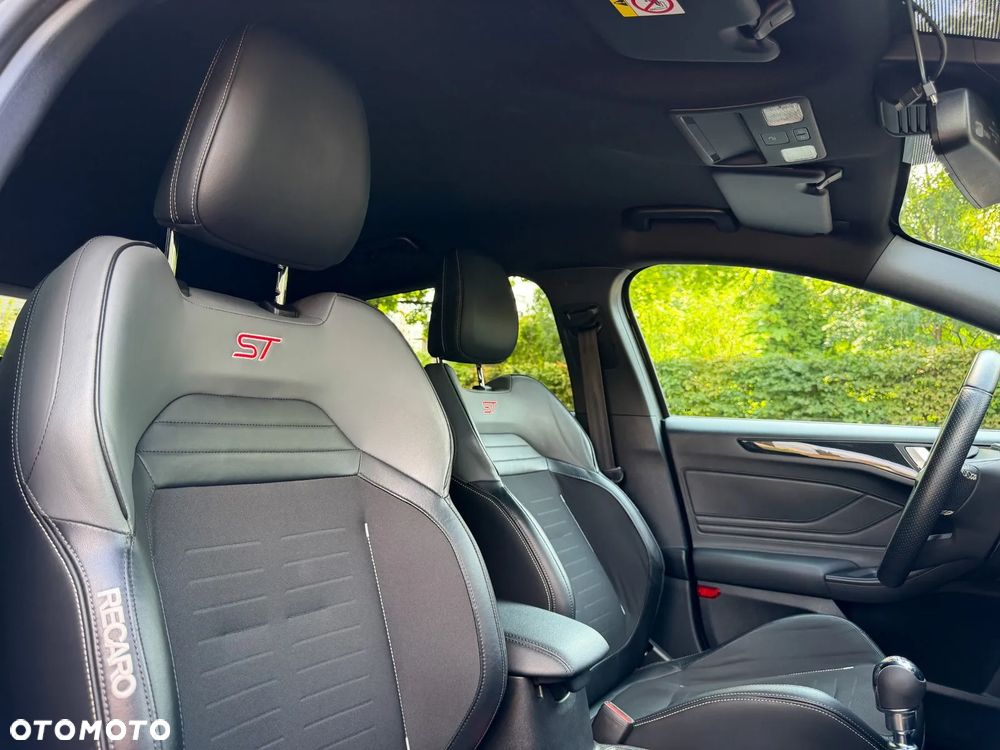 Ford Focus 2.3 EcoBoost ST-2 - 5