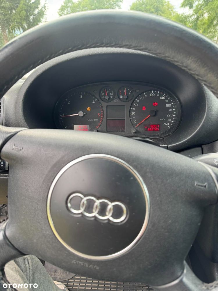 Audi A3 3-drzwiowe 1.9 TDI Ambiente - 5