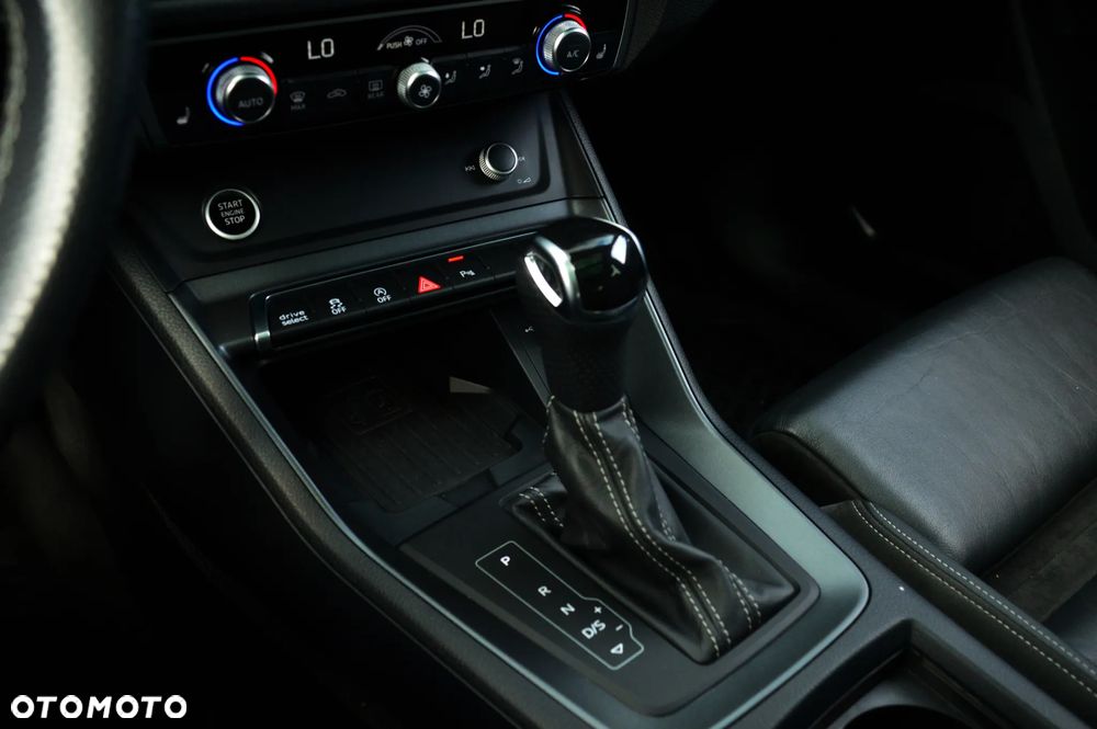 Audi Q3 45 TFSI quattro S tronic S line - 34