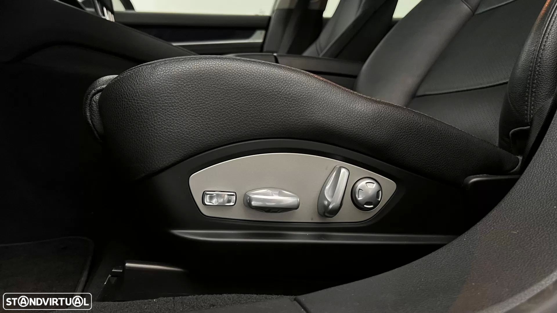 Porsche Panamera Diesel Platinum Edition - 30