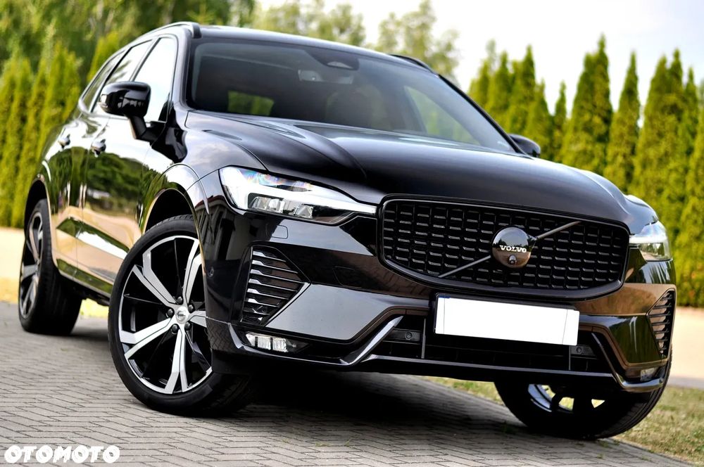 Volvo XC 60 B5 D AWD Ultimate Dark - 2