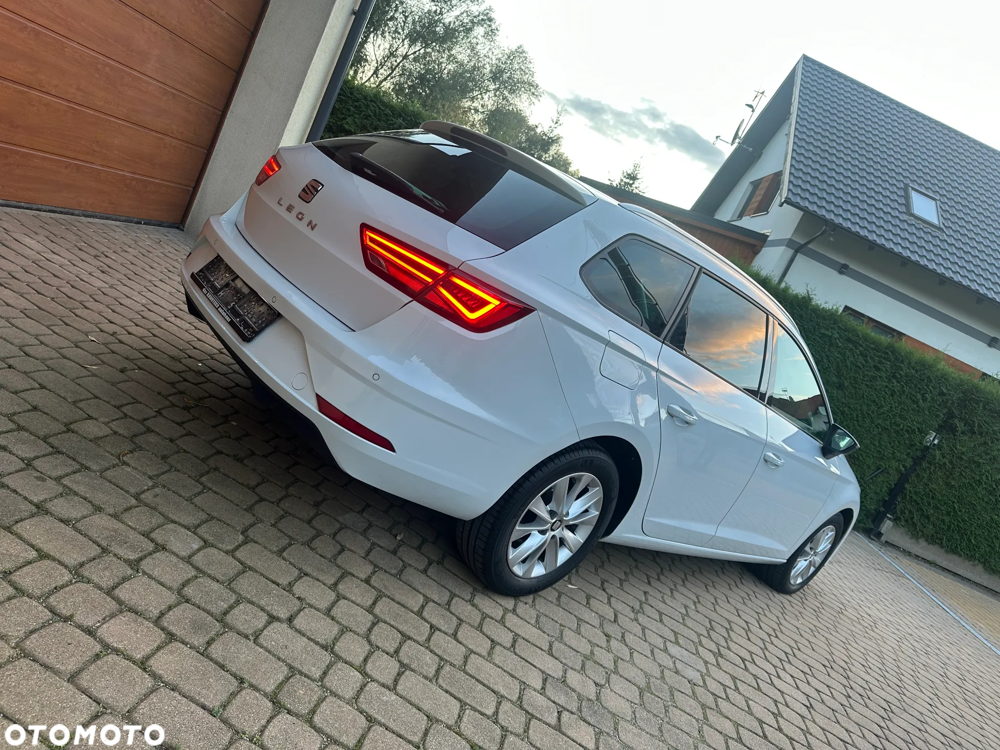 Seat Leon 1.6 TDI Full LED S&S - 10