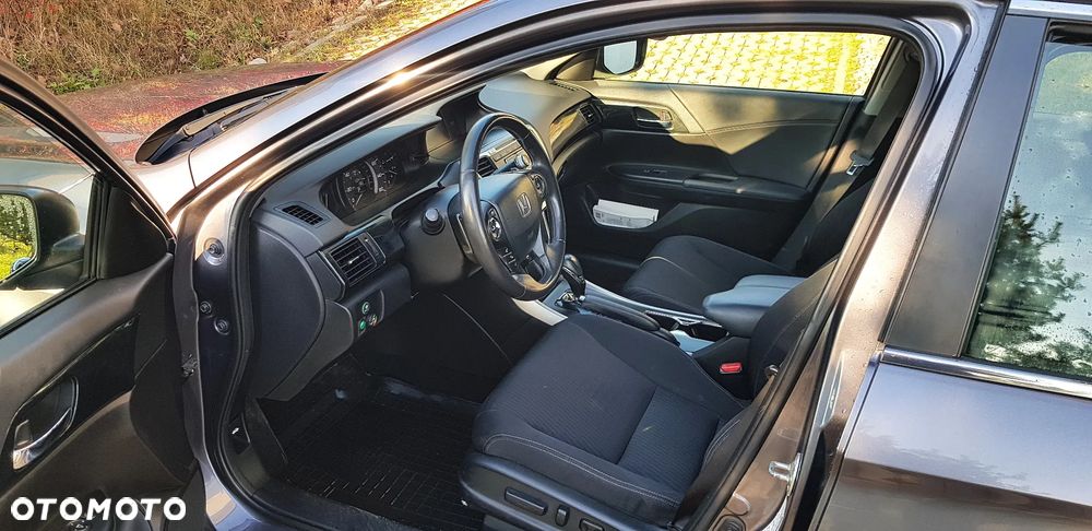 Honda Accord - 13