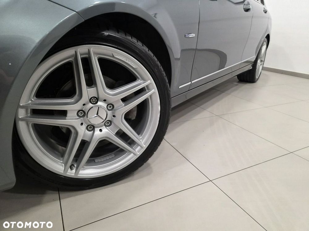 Mercedes-Benz Klasa C 180 BlueEFFICIENCY 7G-TRONIC Elegance - 3
