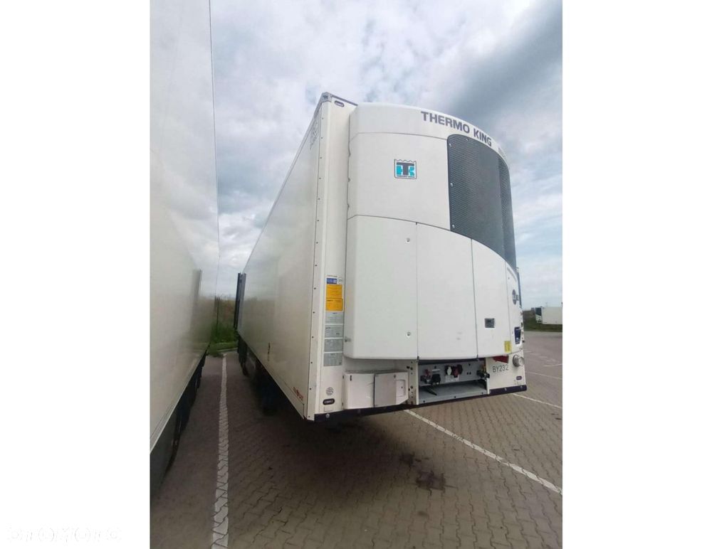 Schmitz Cargobull SKO Double Deck FP 45 ThermoKing SLXi 300 Lifting Axle - 2