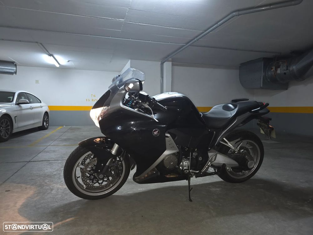 Honda VFR 1200f Versão 2013 Manual - 3
