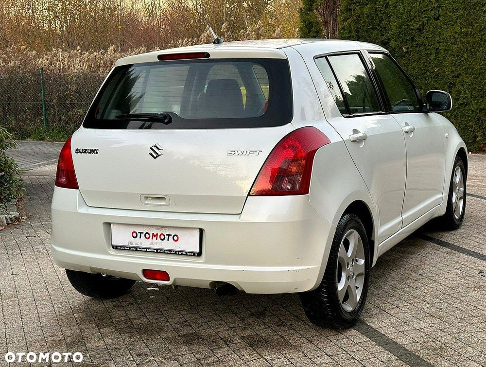 Suzuki Swift 1.3 Comfort dance - 15