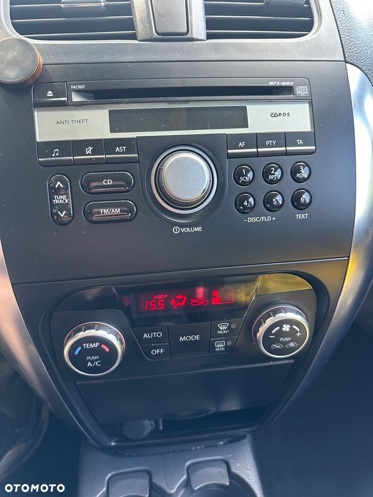 Suzuki SX4 - 37