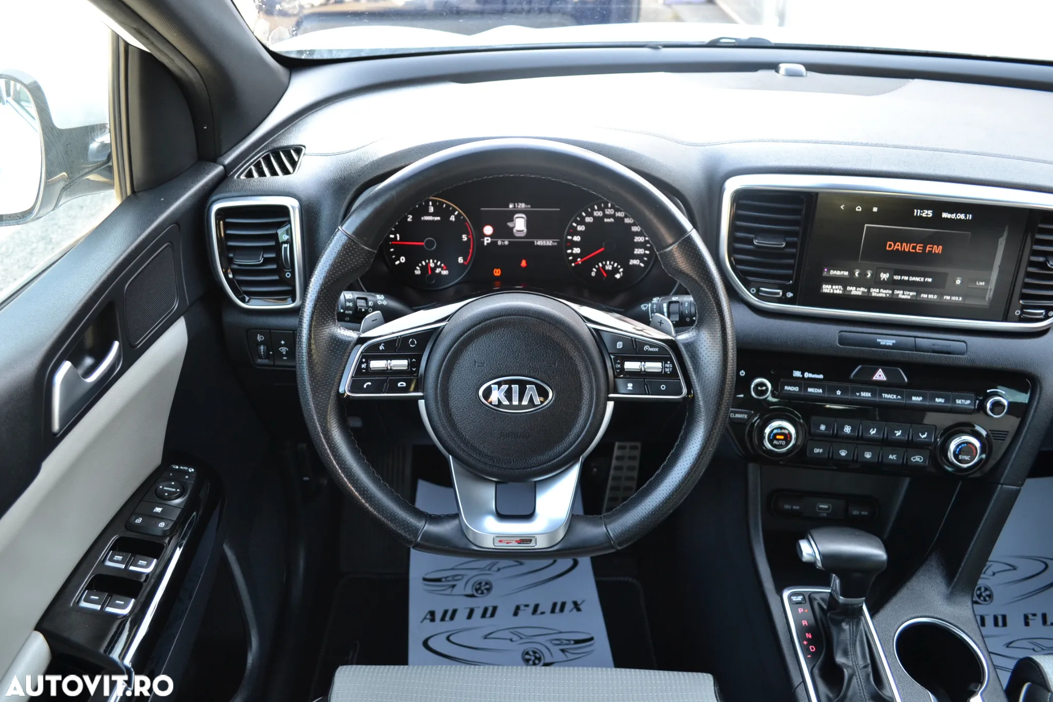 Kia Sportage 2.0 CRDI AWD Eco-Dynamics+ (48V M-H) Aut. GT LINE - 25