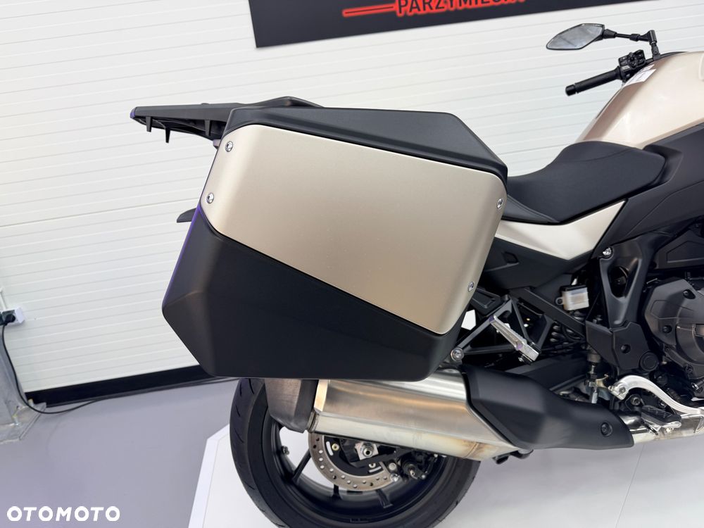Honda NT - 29
