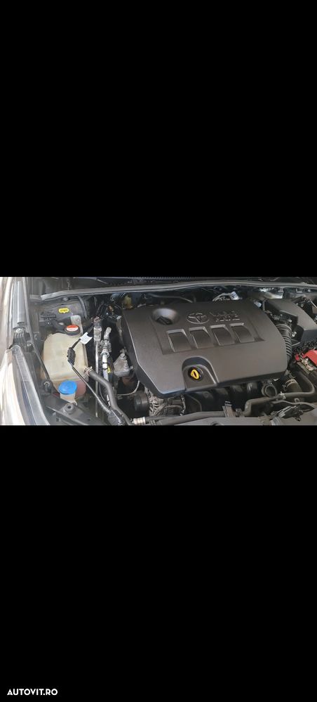 Toyota Avensis Combi 1.8 Comfort - 10