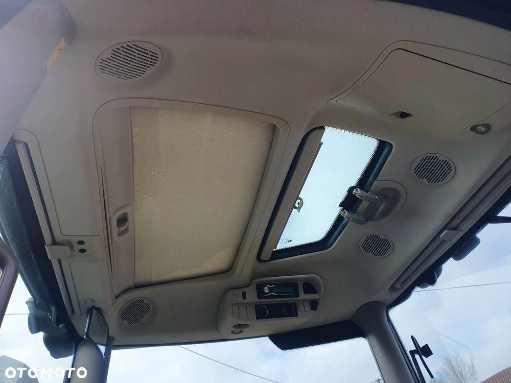 John Deere 6130R - 10