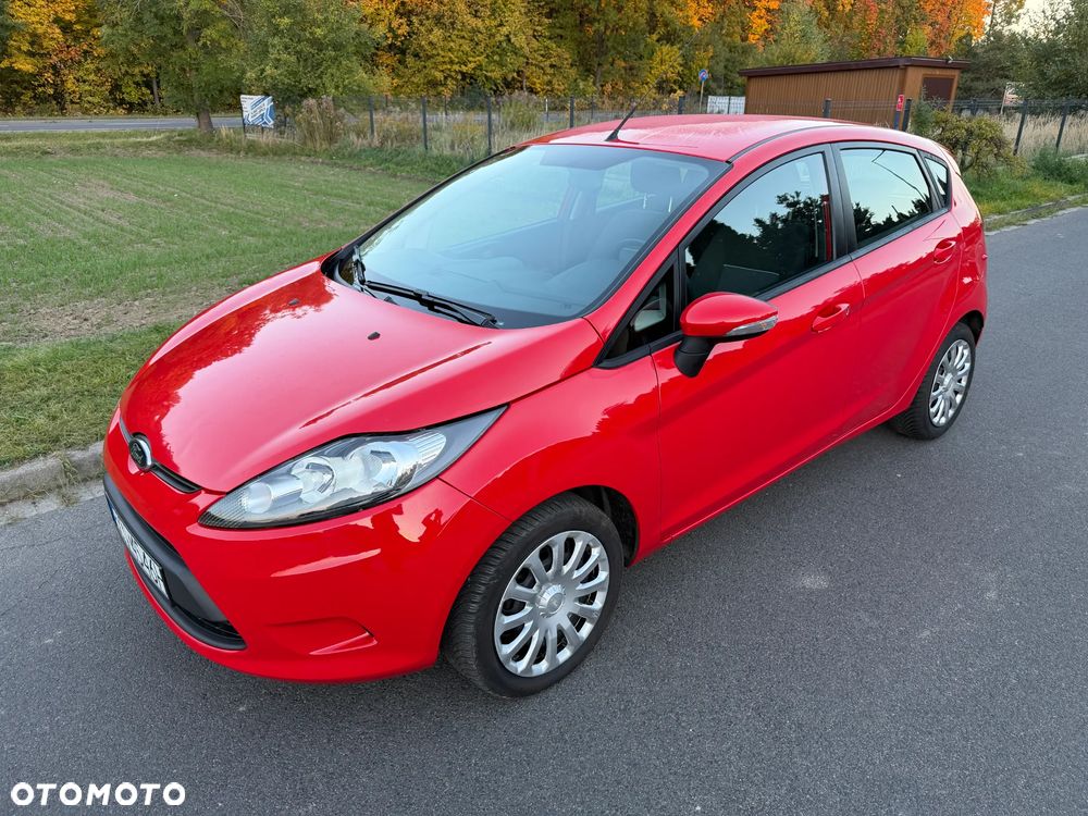 Ford Fiesta 1.25 Champions Edition - 23