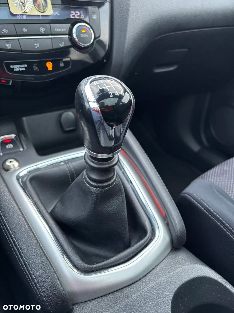 Nissan Qashqai 1.2 DIG-T N-Connecta - 21