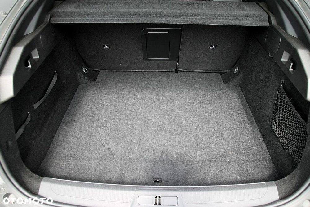 Peugeot 408 1.2 PureTech Allure S&S EAT8 - 15