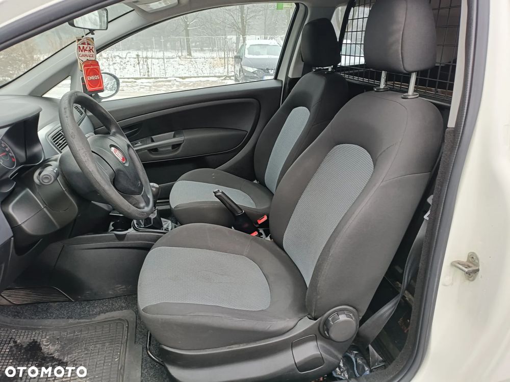 Fiat Punto Van - 10