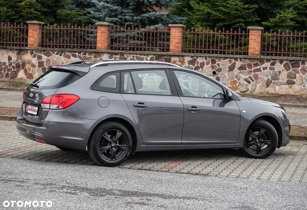 Chevrolet Cruze - 15