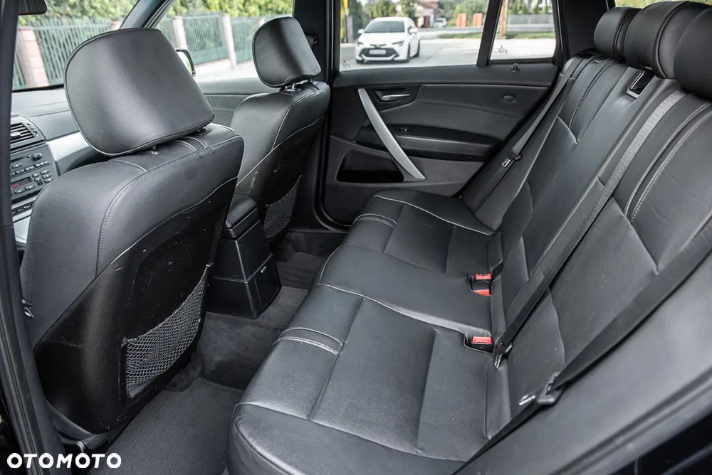 BMW X3 3.0sd - 25