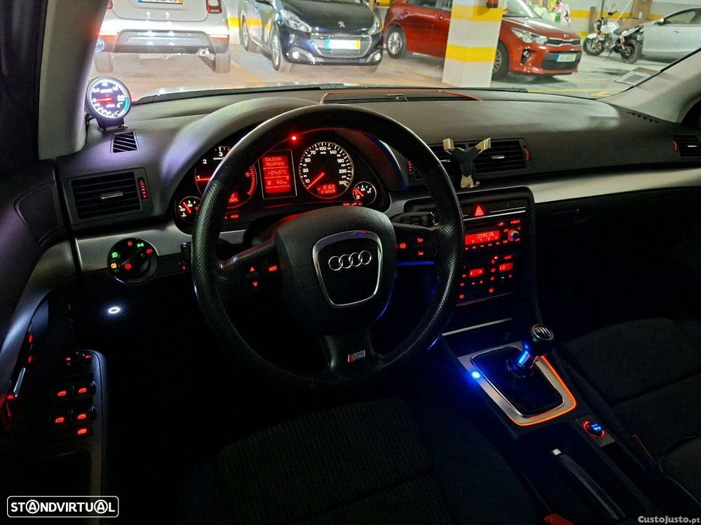 Audi A4 2.0 TDI Advance - 5
